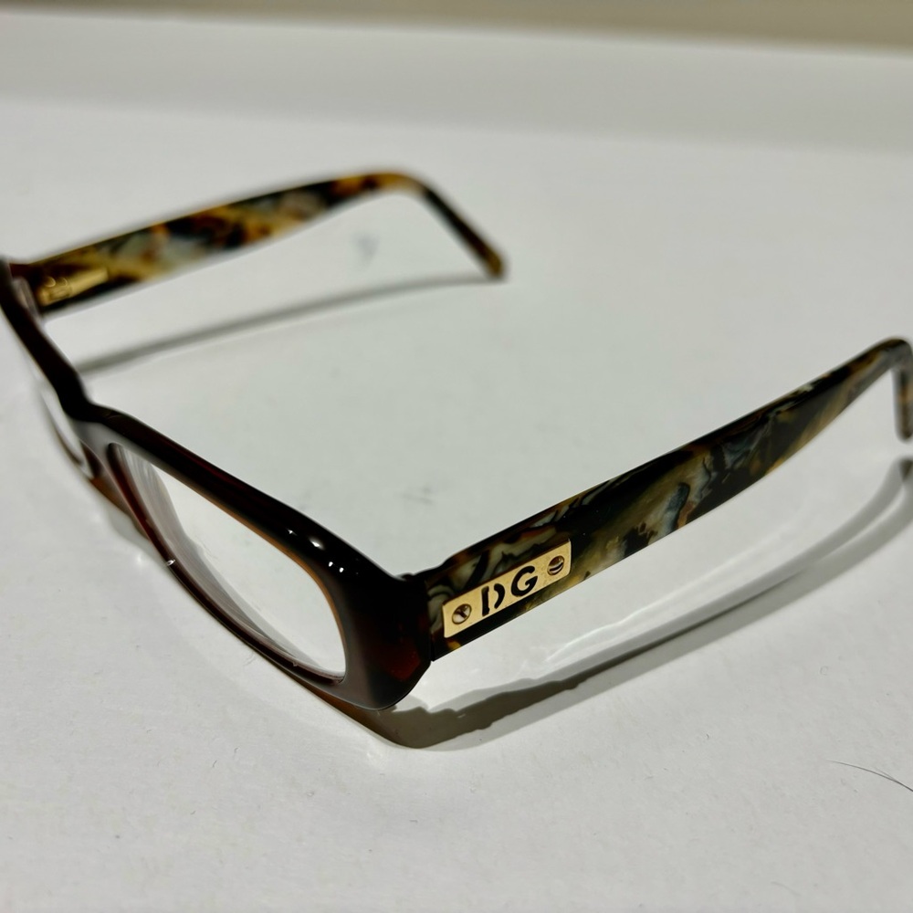 DG Tortoise Shell Glasses
